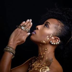 Meet your Posher, Yendi